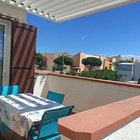 Renove Pour 4 Pers A 150m De La Avec Terrasse Et Parking - - Fr-1-799-34 *